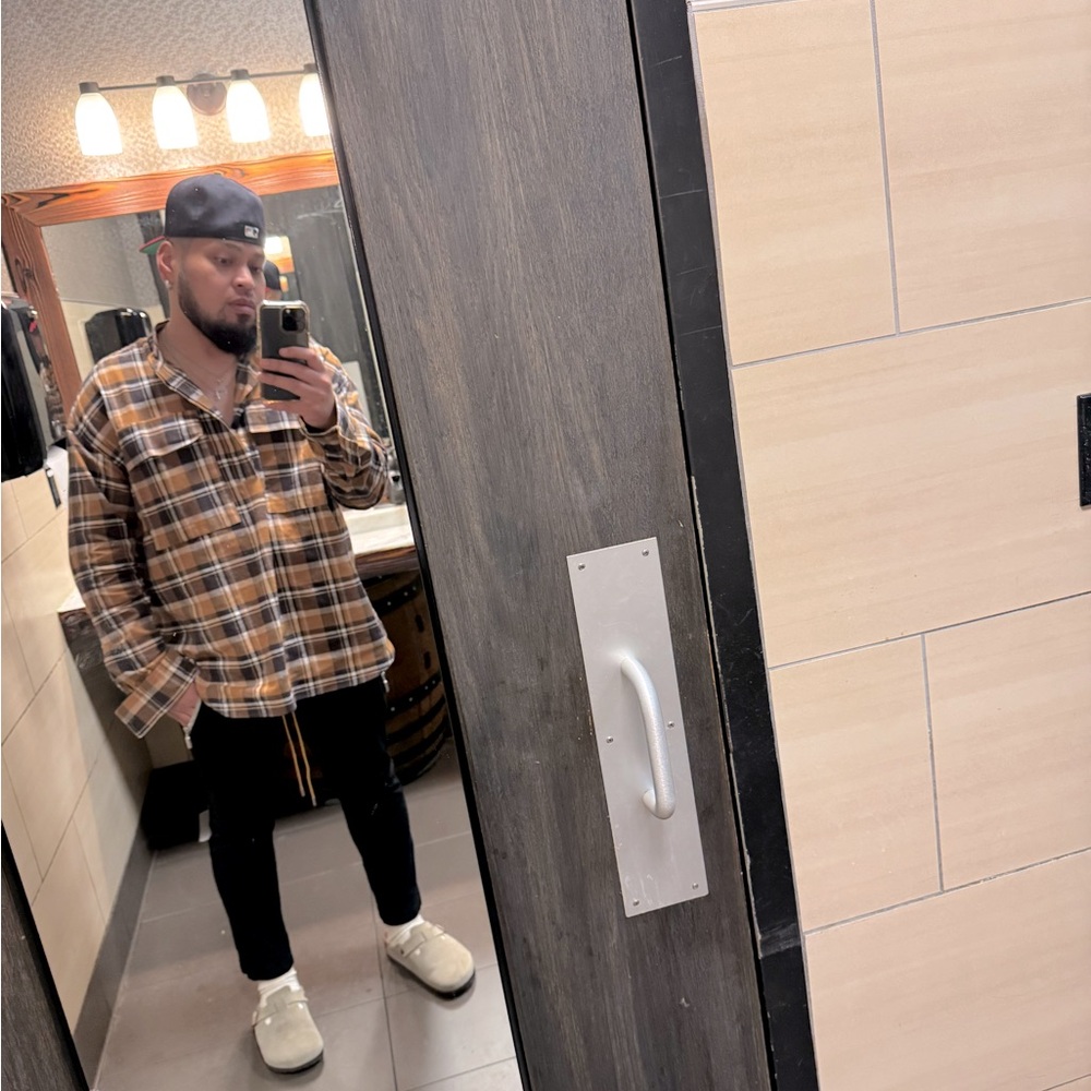 Meet your Posher, Sal